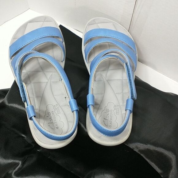 Clarks Cloud Steppers blue leather stripe sandals US size 7M - Picture 6 of 8